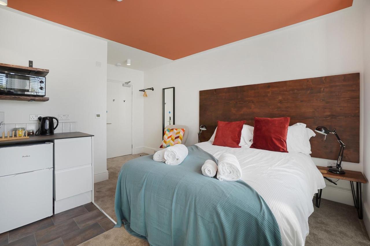 Stylish Eco Aparthotel In Φόλκστοουν Εξωτερικό φωτογραφία