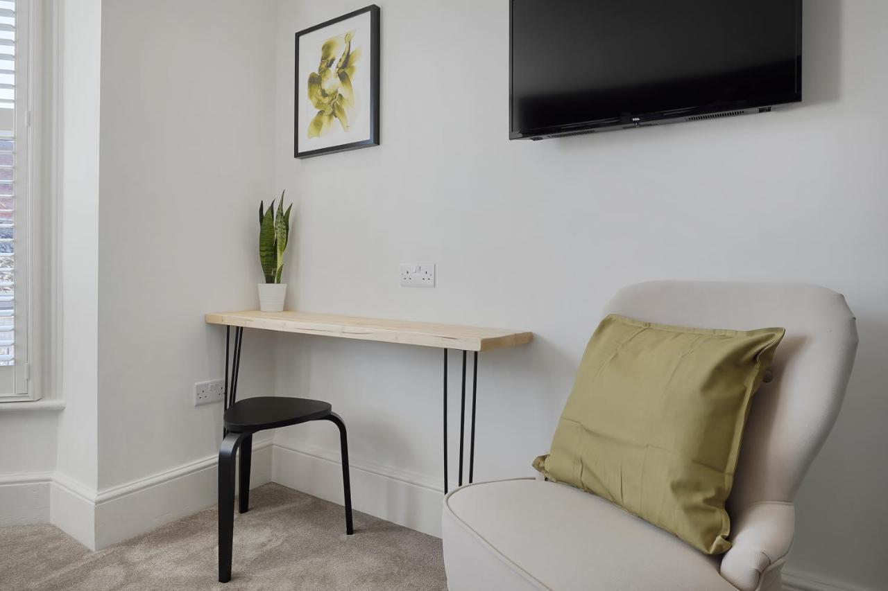 Stylish Eco Aparthotel In Φόλκστοουν Εξωτερικό φωτογραφία