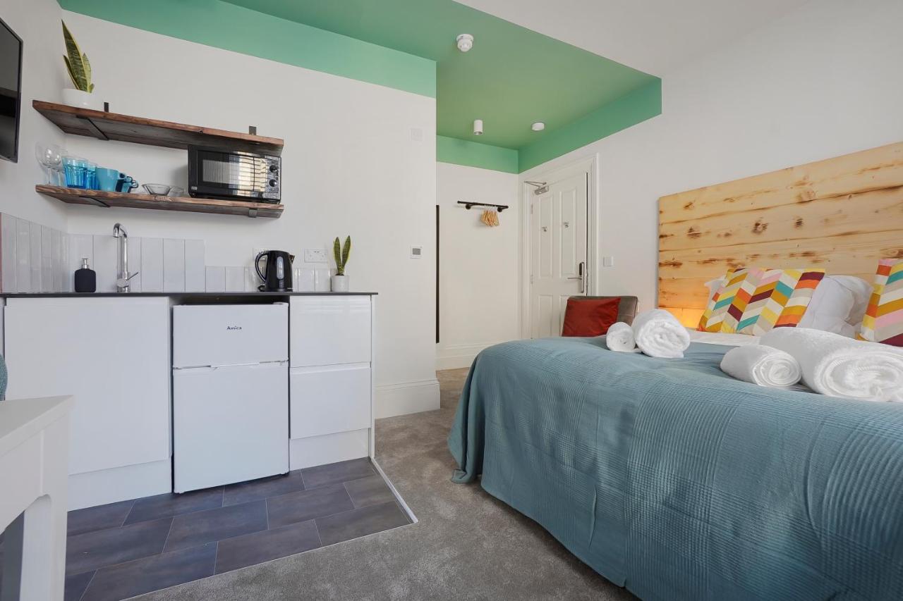 Stylish Eco Aparthotel In Φόλκστοουν Εξωτερικό φωτογραφία