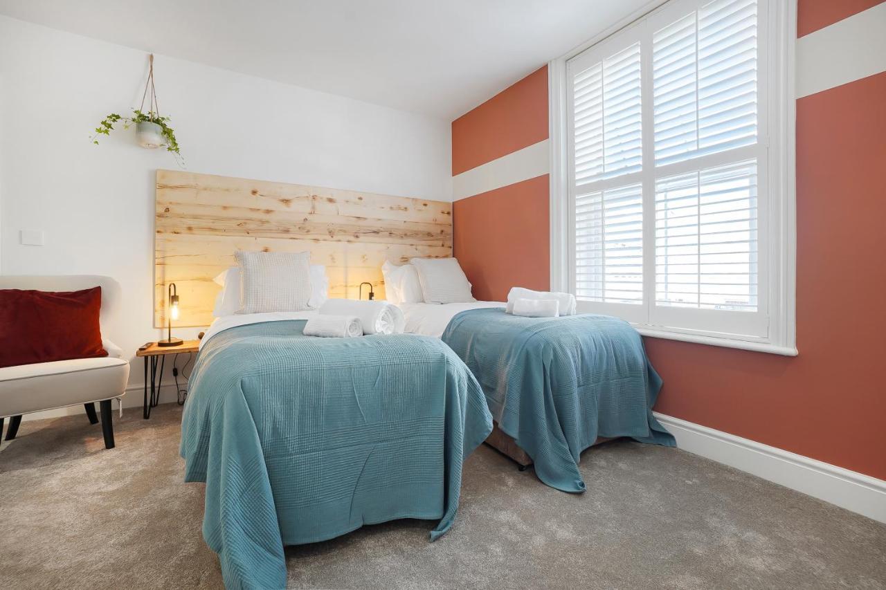 Stylish Eco Aparthotel In Φόλκστοουν Εξωτερικό φωτογραφία