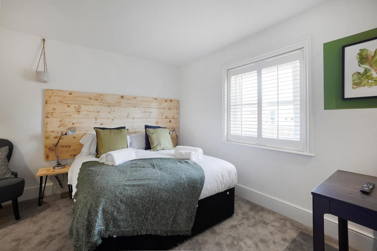 Stylish Eco Aparthotel In Φόλκστοουν Εξωτερικό φωτογραφία