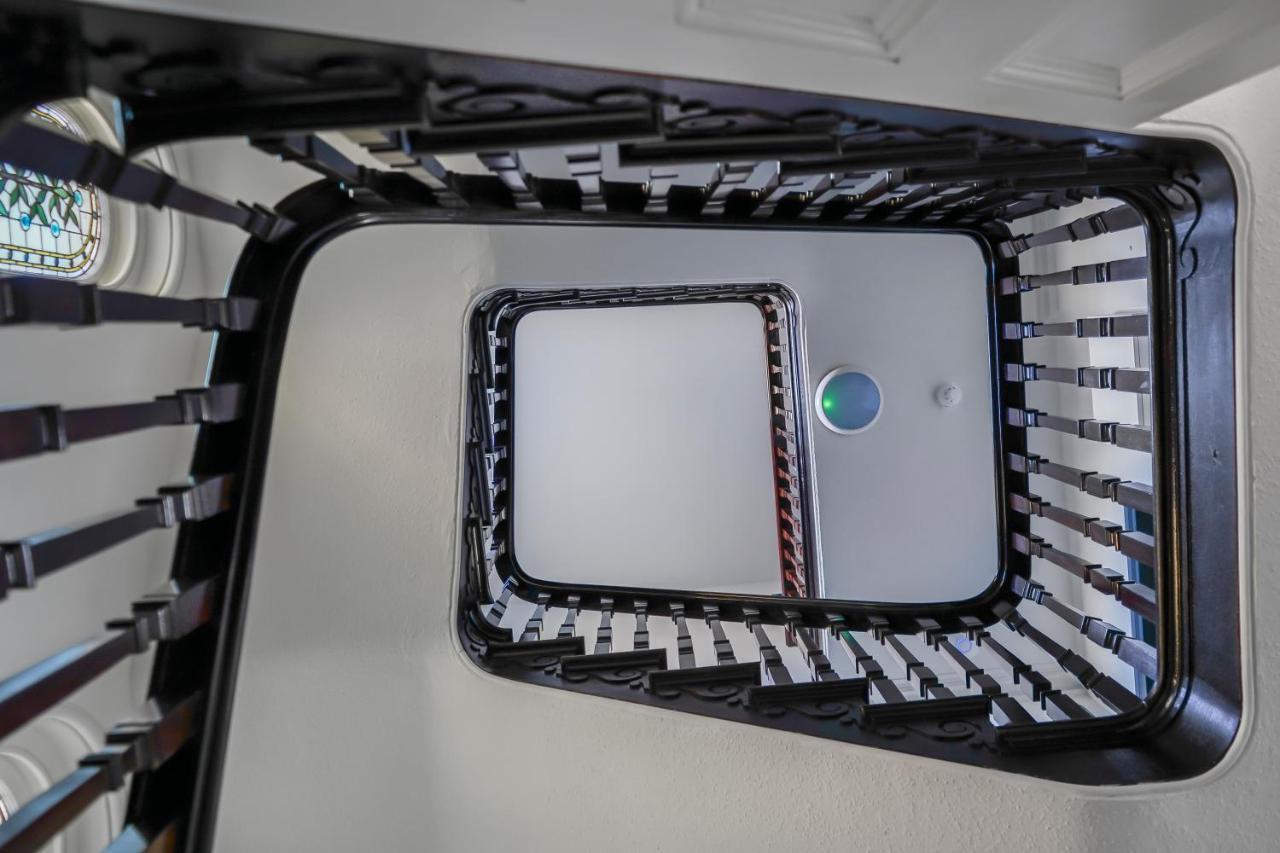 Stylish Eco Aparthotel In Φόλκστοουν Εξωτερικό φωτογραφία