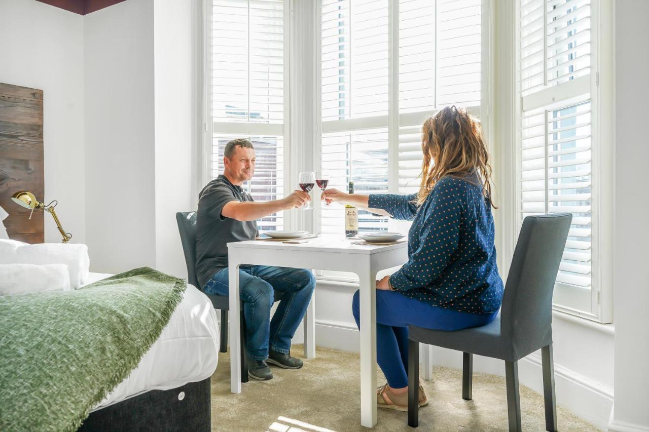 Stylish Eco Aparthotel In Φόλκστοουν Εξωτερικό φωτογραφία
