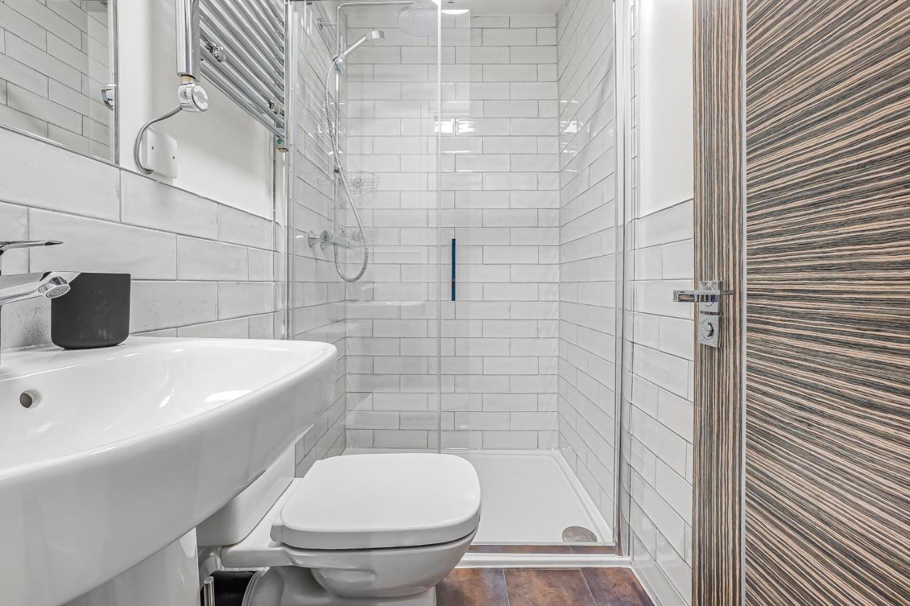 Stylish Eco Aparthotel In Φόλκστοουν Εξωτερικό φωτογραφία