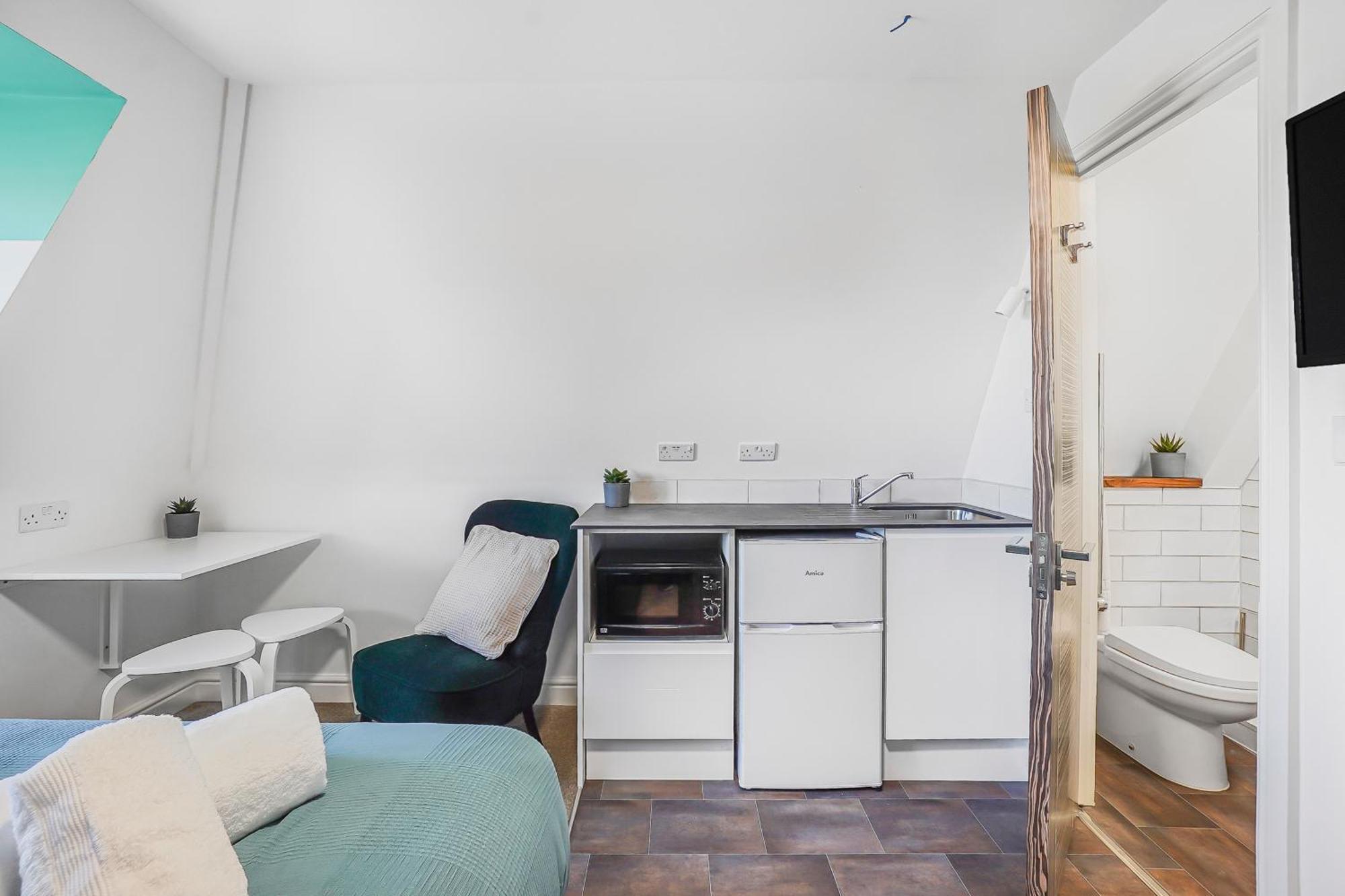 Stylish Eco Aparthotel In Φόλκστοουν Δωμάτιο φωτογραφία